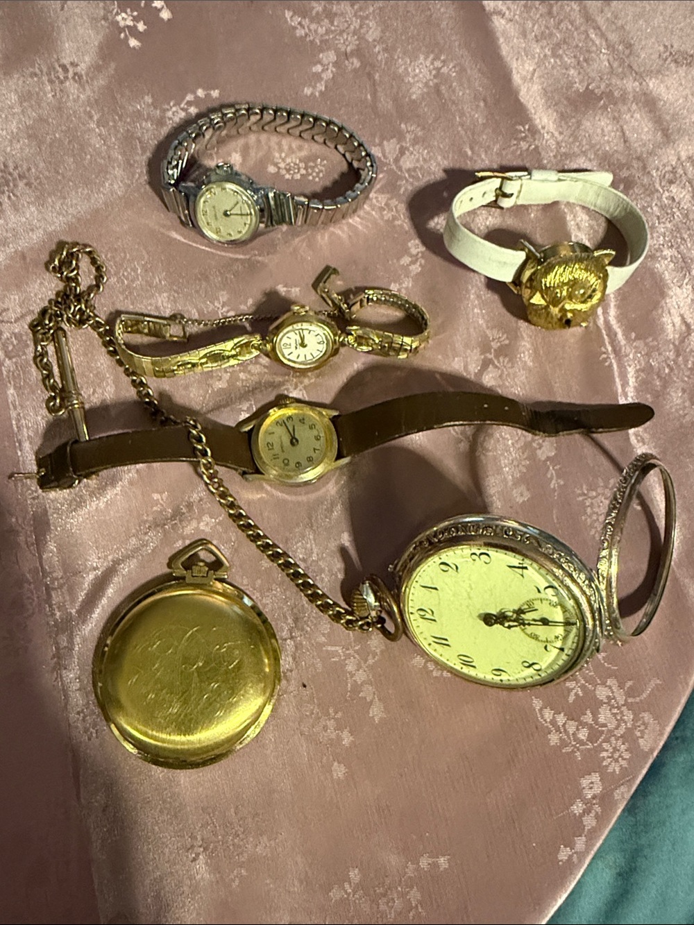 Vintage Gold-Tone Women's Watch Collection for Repair